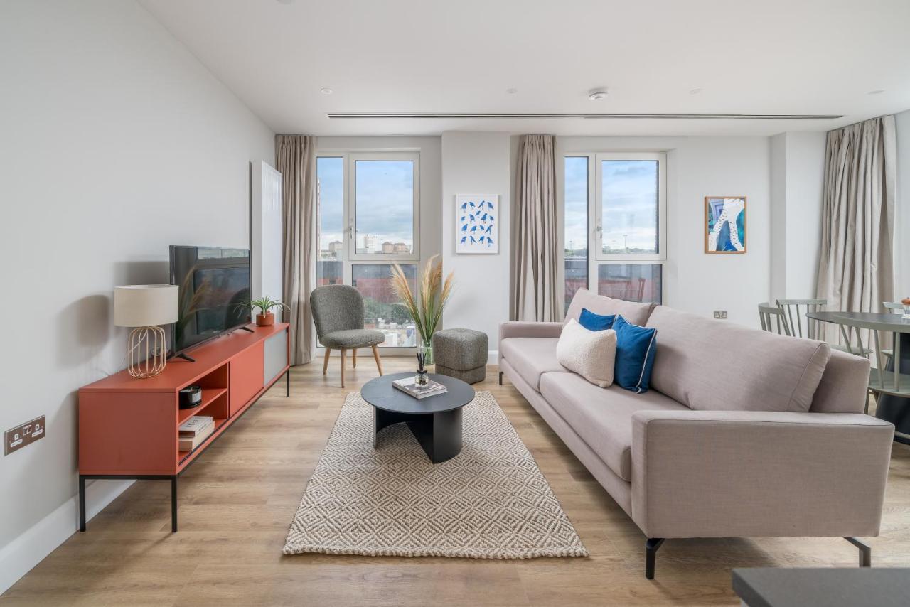Altido New Apartments Near Battersea Power Station 런던 외부 사진